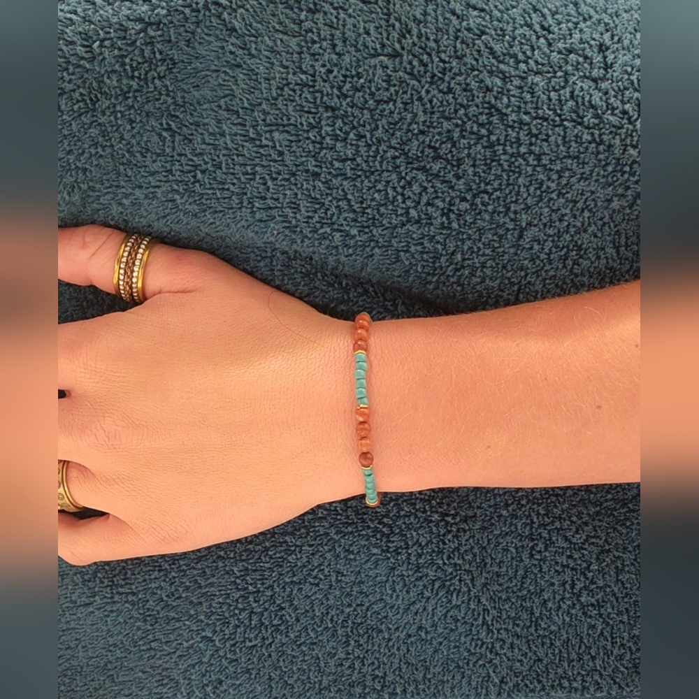 Thin bracelet